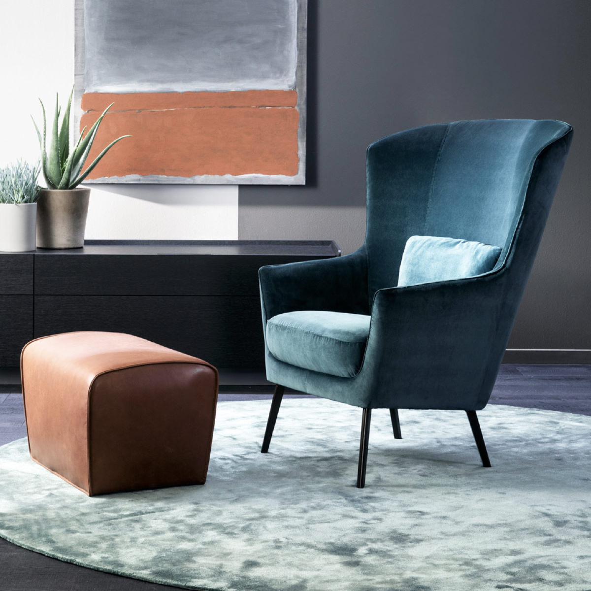 luxury leather foot-stool