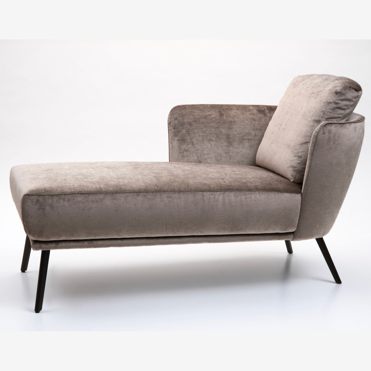 NONA Lounge Chair