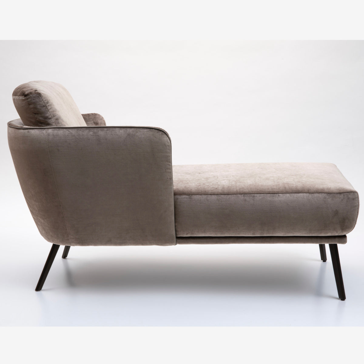 NONA Lounge Chair